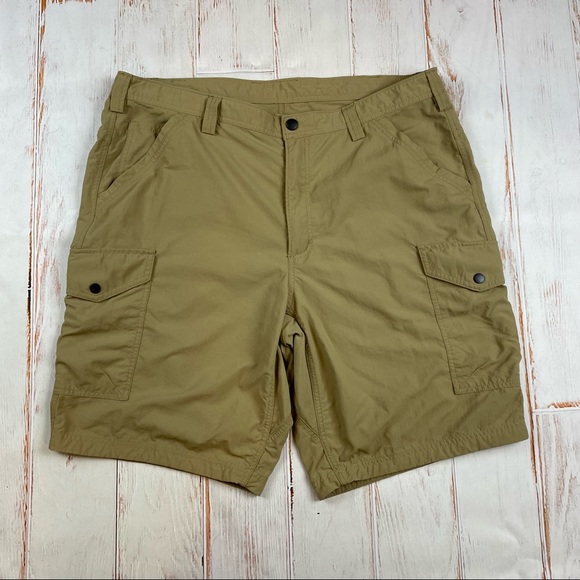 Brown Cargo Shorts Size 